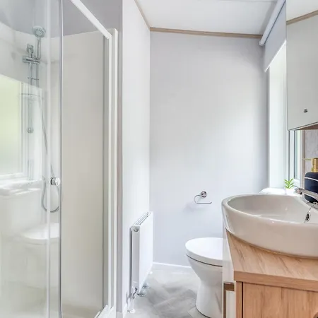 Casa de Férias Lakefront 5 Star Country Park Private Fishing Free Parking S