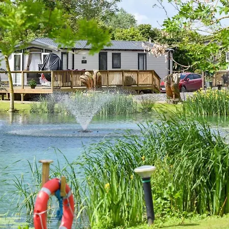 Lakefront 5 Star Country Park Private Fishing Free Parking S Малтон